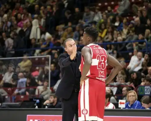 Lancio di birra contro l’Olimpia, Trento multata