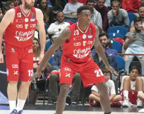 L’Olimpia mette la sesta, Torino ko