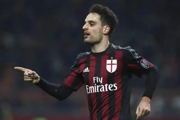 Milan-Sampdoria 4-1. Bonaventura 7. Un gol e un rigore procurato, col cambio di modulo sembra ancora più a suo agio.