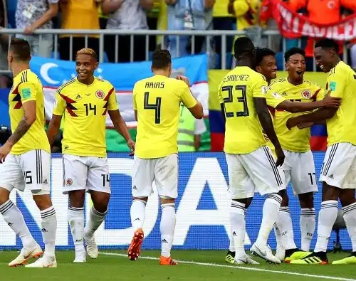 Troppe ammonizioni, Senegal fuori: avanti Colombia e Giappone