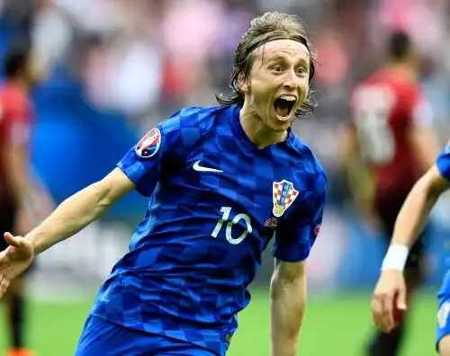 Modric fulmina la Turchia