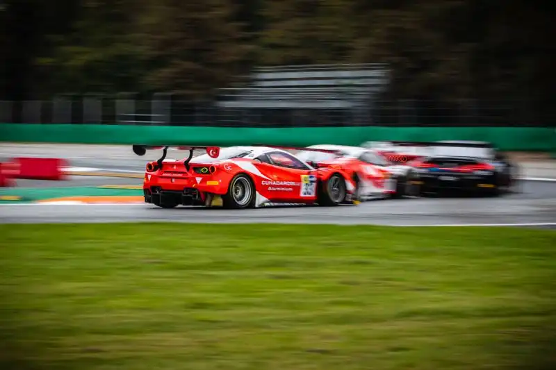 Spettacolo a Monza. In pista anche più di un figlio di ex campioni delle quattro ruote. Foto di Cristian Lovati