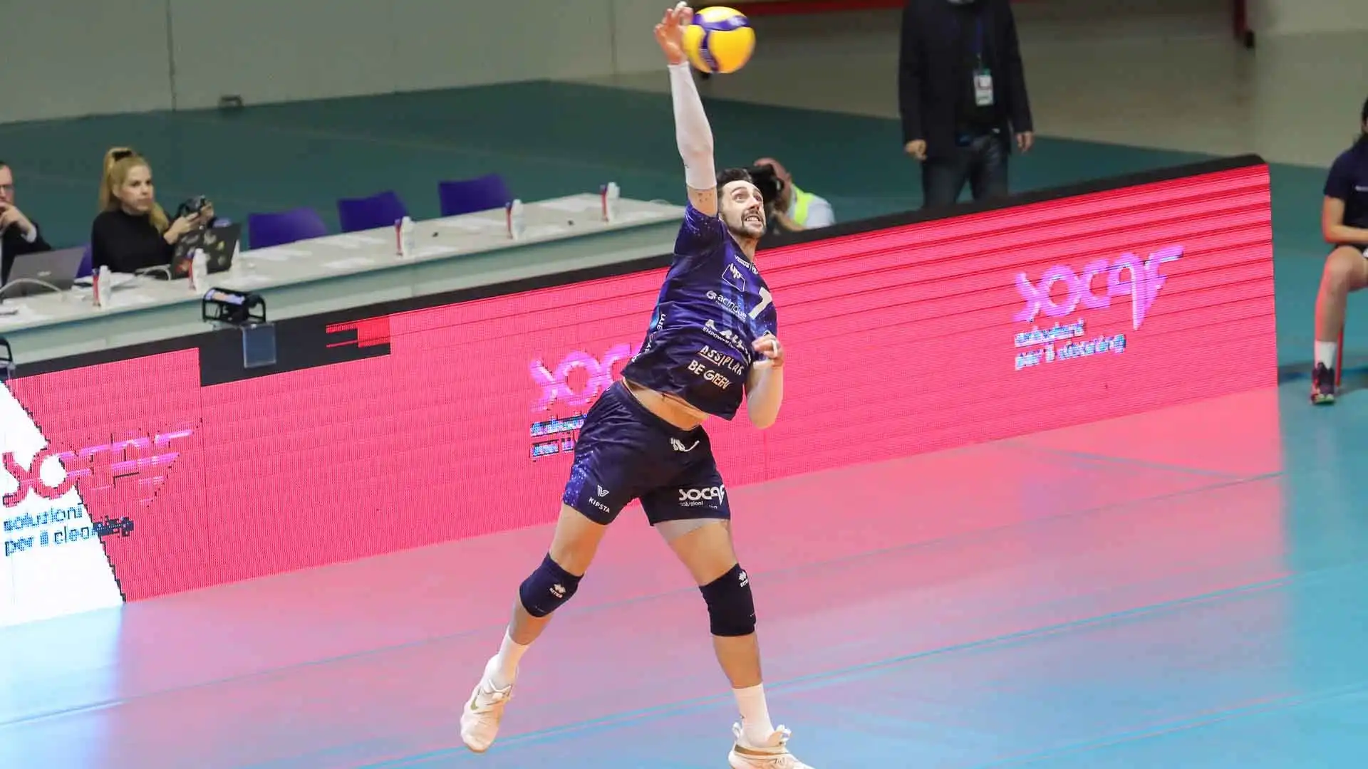 C'era tensione alla vigilia del ritorno dei quarti di Challenge Cup tra Monza e Panathinaikos.