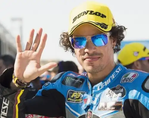 Franco Morbidelli a scuola di impennate