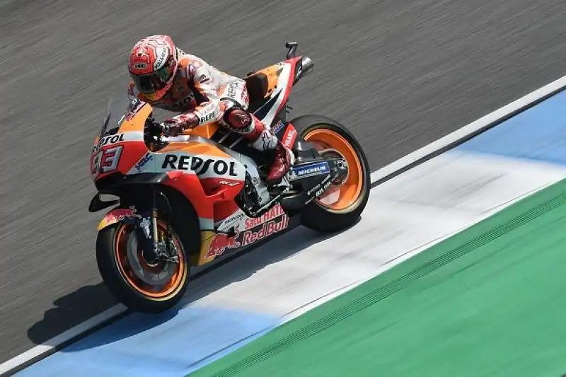 Sul podio ocn il Campione del Mondo e il Ducatista anche Maverick Vinales. Quarto Valentino Rossi.