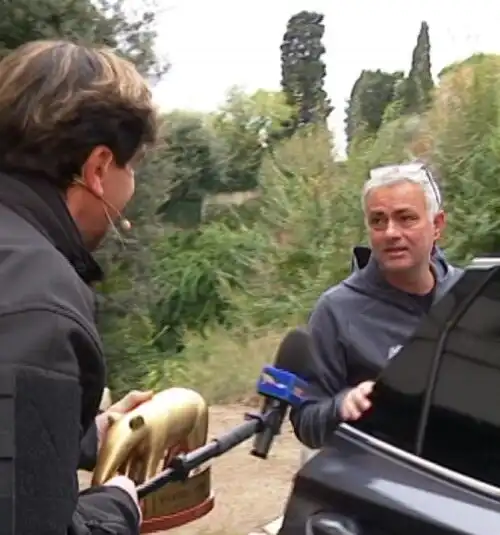 Roma, José Mourinho rifiuta un altro Tapiro