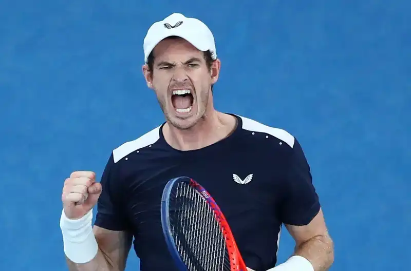 Ace ‘da sotto’, Andy Murray si difende dopo i fischi