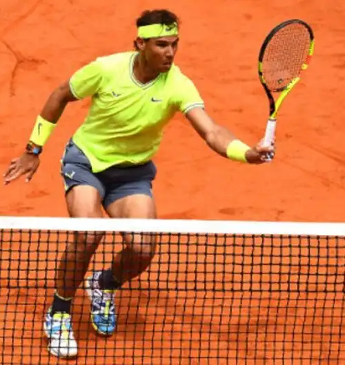 Un super Nadal stronca Federer