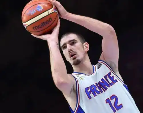 Nando De Colo sconcertato dall’Eurolega