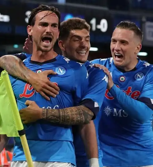 Napoli, altro passo verso la Champions: Udinese travolta