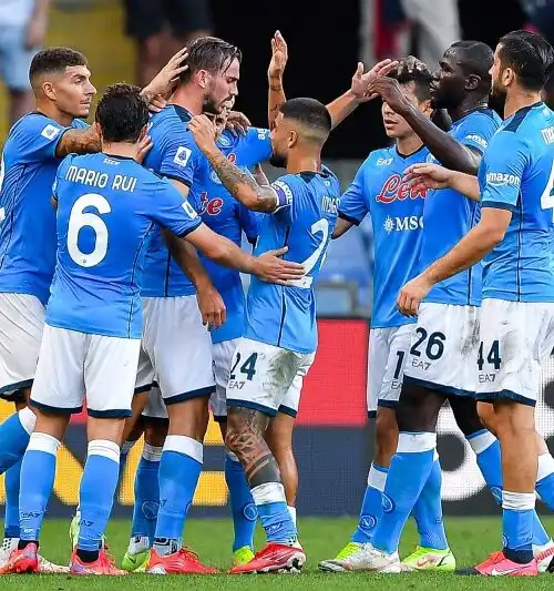 Napoli a punteggio pieno: 2-1 in casa del Genoa