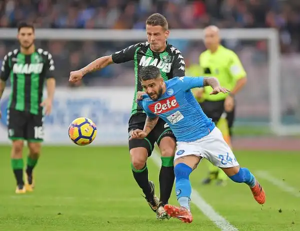 Al San Paolo partenopei in gol con Allan, autogol di Consigli e Mertens. A firmare la rete del Sassuolo è Falcinelli. Sfortunati i neroverdi che colpiscono due traverse.
