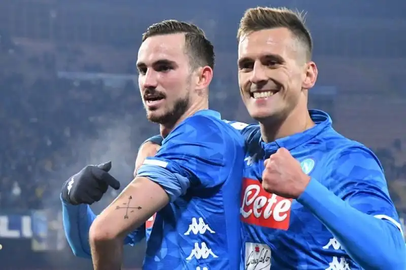 Buona prova dell'attaccante polacco del Napoli Milik autore di un gol e di un assist per il raddoppio di Fabian Ruiz.