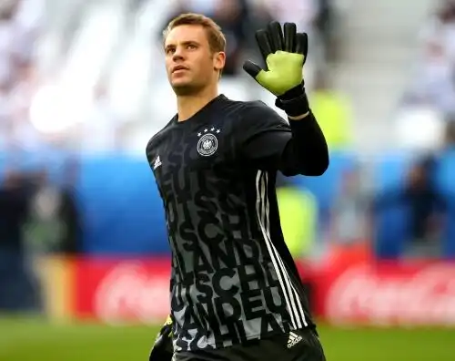 Manuel Neuer fa il miracolo