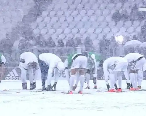 La neve irrompe nella volata scudetto: rinviata Juve-Atalanta
