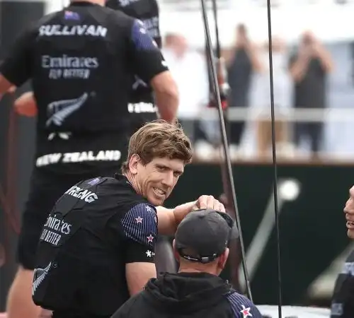 Luna Rossa lotta ma è match point per New Zealand