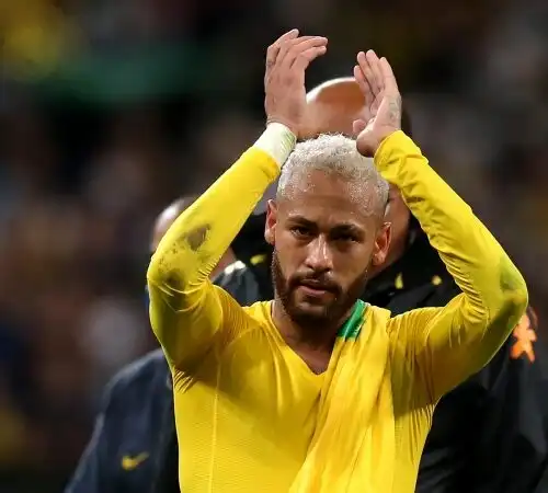 PSG, Neymar finisce ancora sotto accusa per una festa