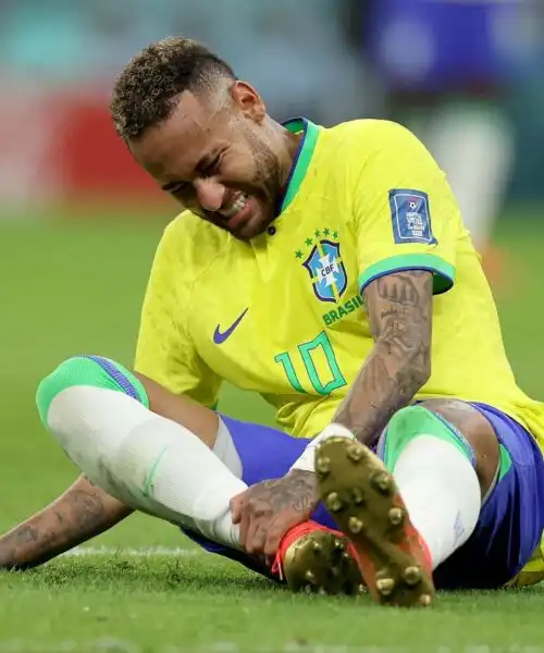 La caviglia di Neymar tiene in ansia il Brasile: ore decisive