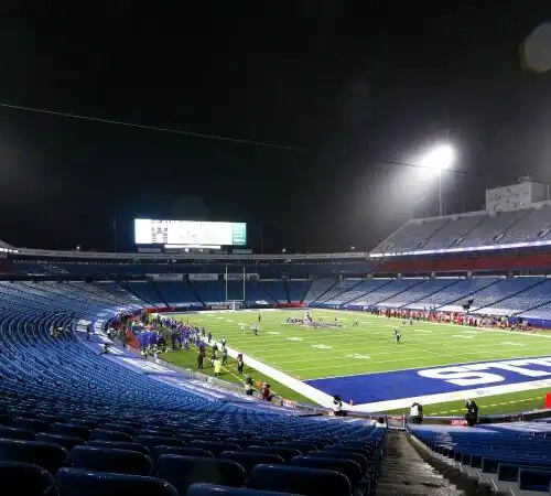 NFL, Kansas City piega Buffalo
