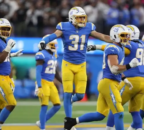 Monday Night NFL, Herbert fa volare i Los Angeles Chargers