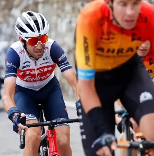 Vincenzo Nibali raccoglie l’assist di Gianluca Vialli