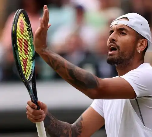 Il pubblico di Wimbledon volta le spalle a Nick Kyrgios