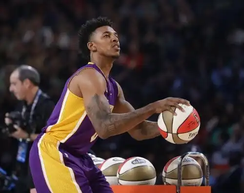 NBA, anche Young ai Warriors