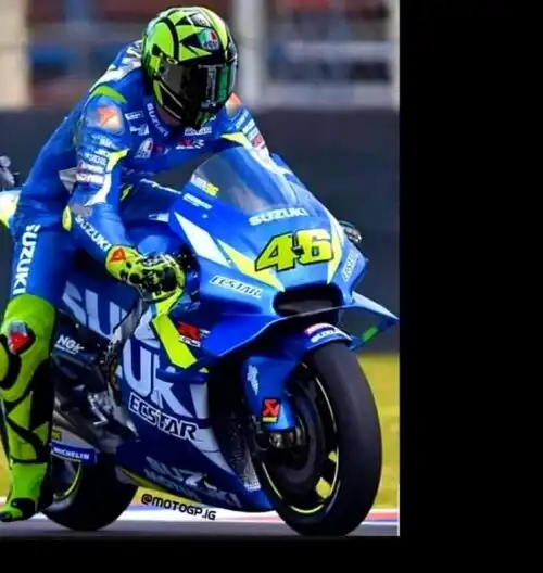 Valentino Rossi-Suzuki fa ribollire i social
