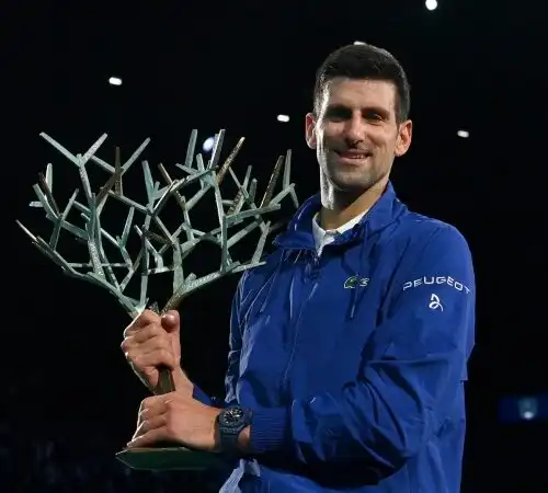 Novak Djokovic prende a modello Zlatan Ibrahimovic