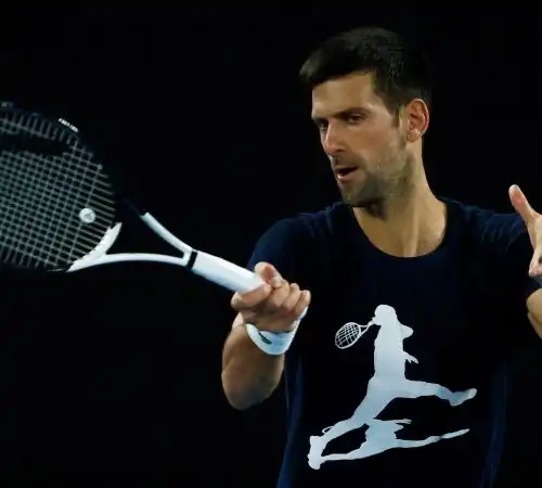 Novak Djokovic trema: Roland Garros a rischio