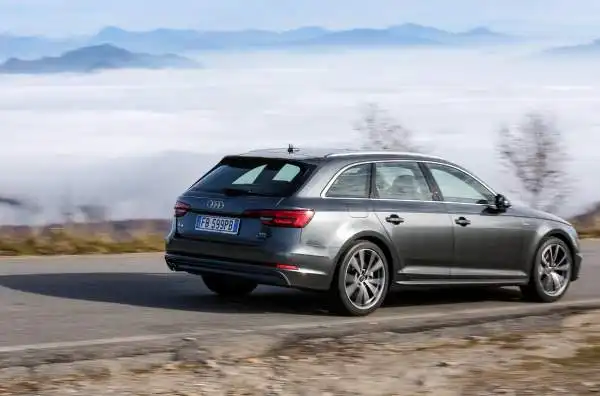 Nella suggestiva cornice della "Fabrica" a Catena di Villorba (Treviso) è andata in scena la presentazione della nuova Audi A4 e A4 Avant.