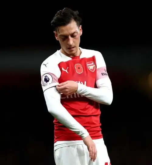 Arsenal, Ozil non è sul mercato