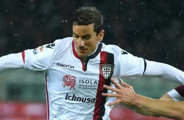 L’omaggio del Cagliari a Simone Padoin