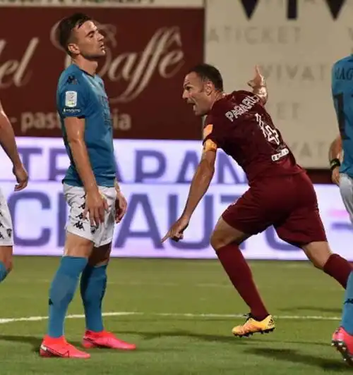 Benevento ko, il Crotone si candida per la A