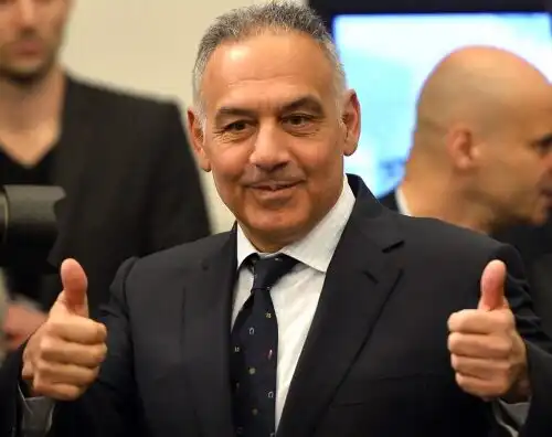 Pallotta furente: “Sono il cane o il porco?”