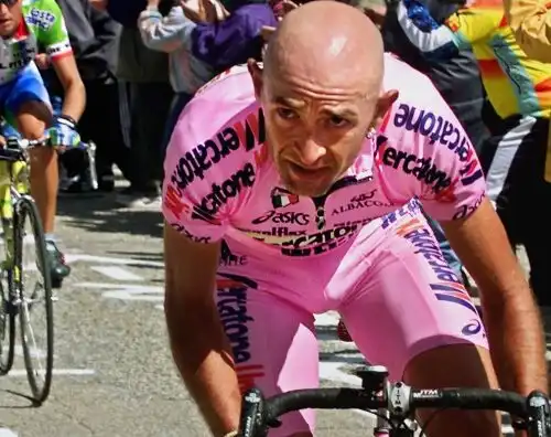 Caso Pantani, l’inchiesta è archiviata