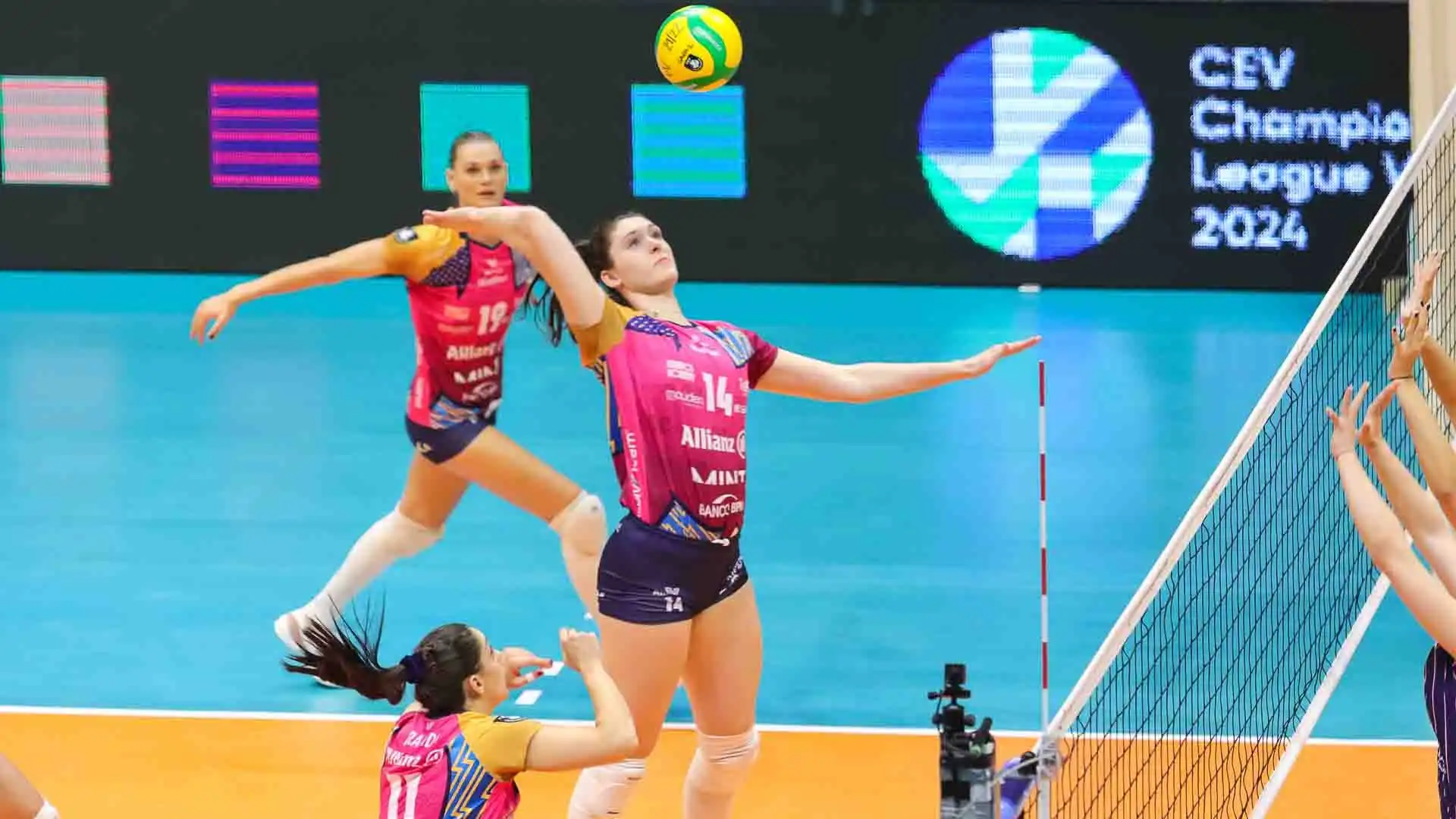 L'Allianz Vero Volley Milano offre un inizio promettente nel proprio percorso europeo all'interno della Pool A della CEV Champions League 2023/2024. 