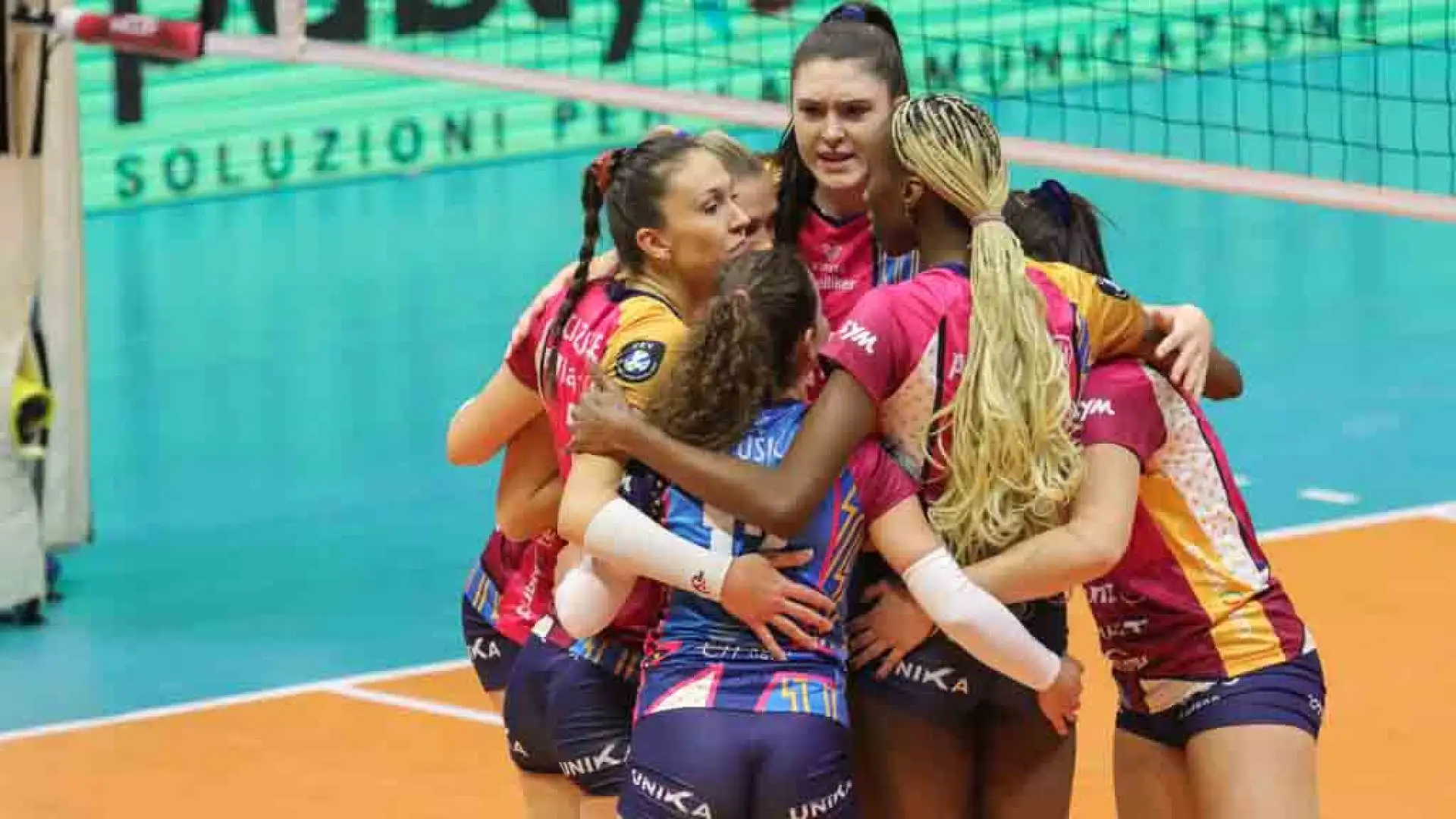Incontro incandescente quello che ha visto opporsi l'Allianz Vero Volley Milano alla Volley Mulhouse Alsace, con un punteggio finale di 3-1