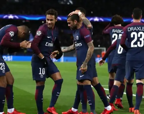 Champions: il Psg ne fa sette, lo United ko