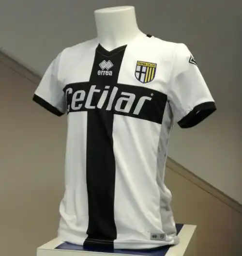 Parma, ecco la nuova maglia