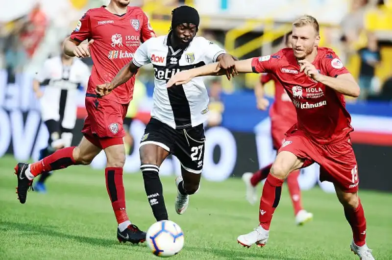 In gol prima Inglese e poi Gervinho con una prodezza da cineteca dopo una lunga cavalcata.