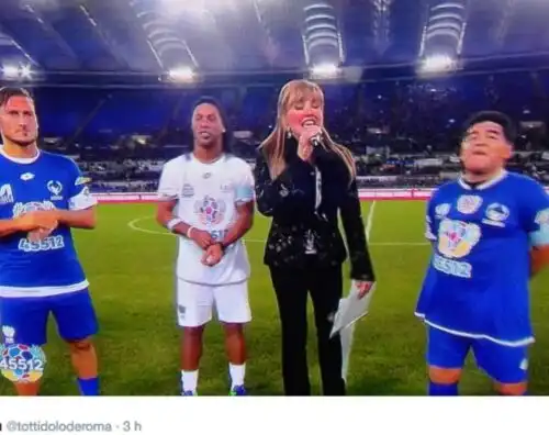 Partita della Pace: Dinho batte Diego 4-3