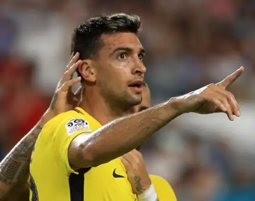 Javier Pastore allontana l’Inter