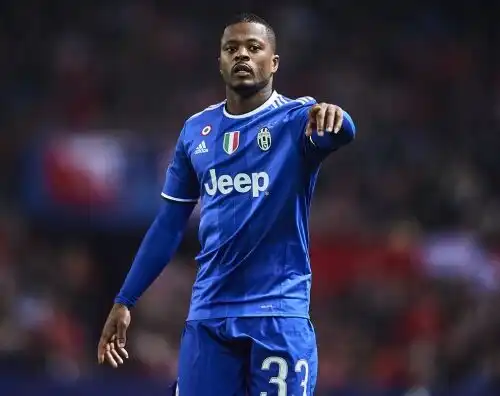 Juve, cessione Evra: fissata la deadline