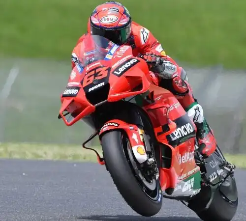 Ducati: Ciabatti torna sul momento no di Pecco Bagnaia