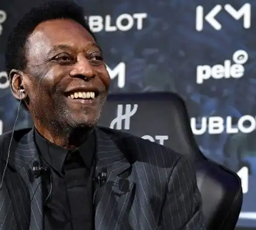 Il grande Pelé fa il brillante dopo la paura