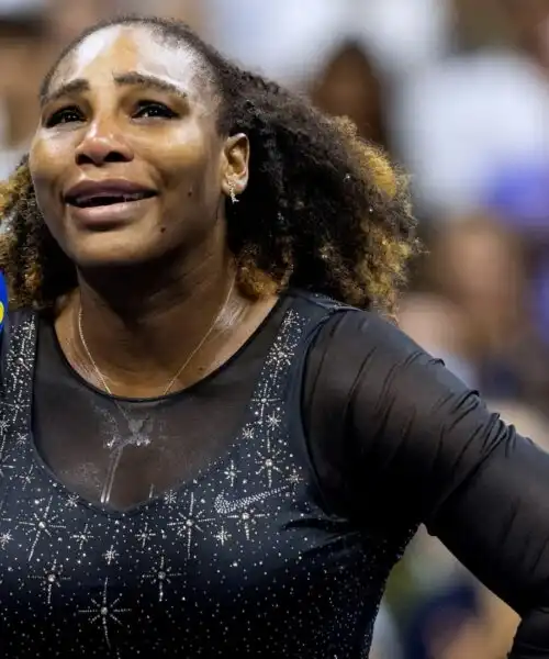 Pianto a dirotto e applausi: l’addio di Serena Williams. Le foto