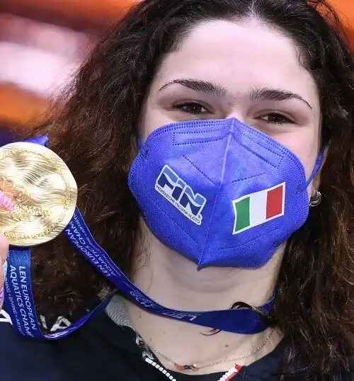 Nuoto, tripudio Italia: oro per Pilato e Panziera