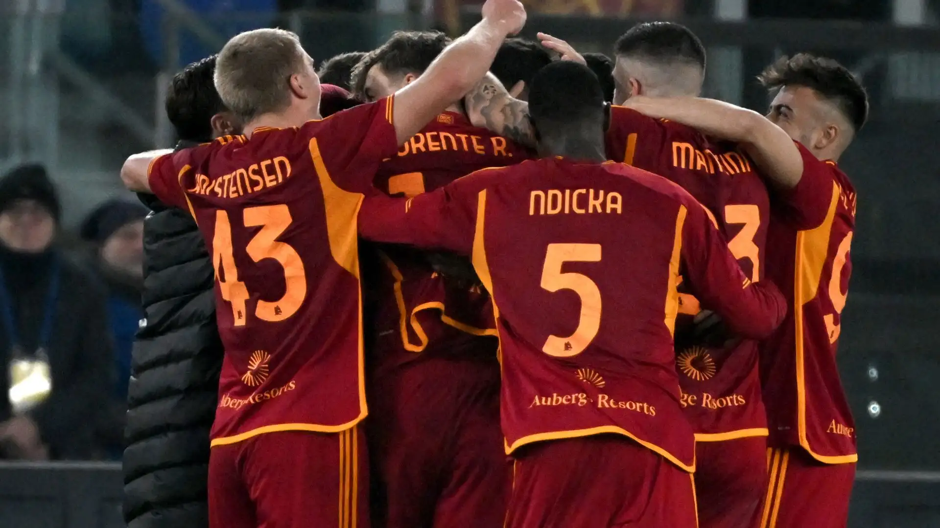 Esultano i romanisti