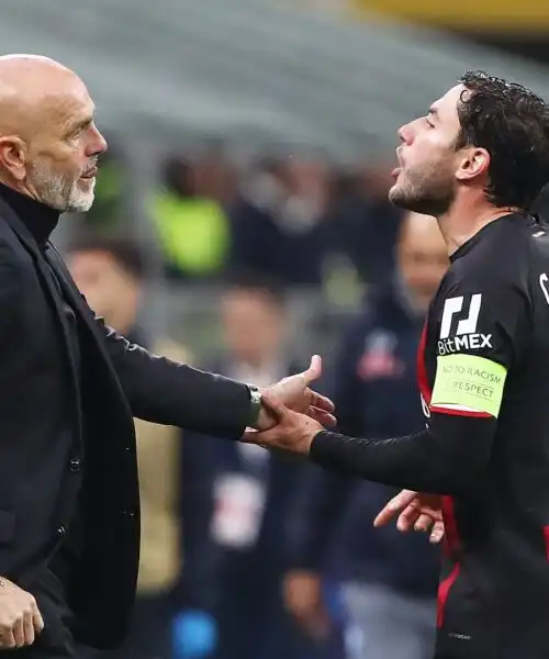 Milan, lo scontro Pioli-Calabria irrita i tifosi: ‘Vattene’. Foto